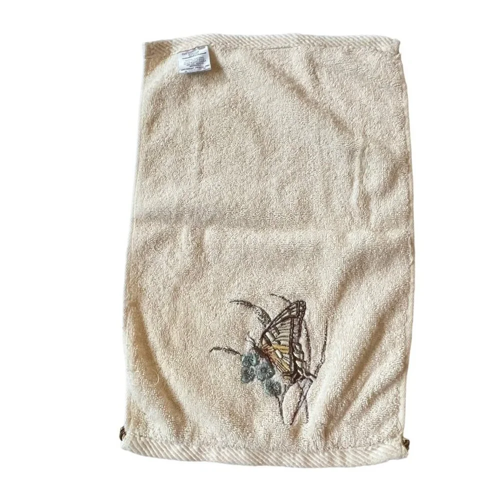 Vtg Butterfly Seashell Embroidered Towel Bath Fingertip Set Rope Trim